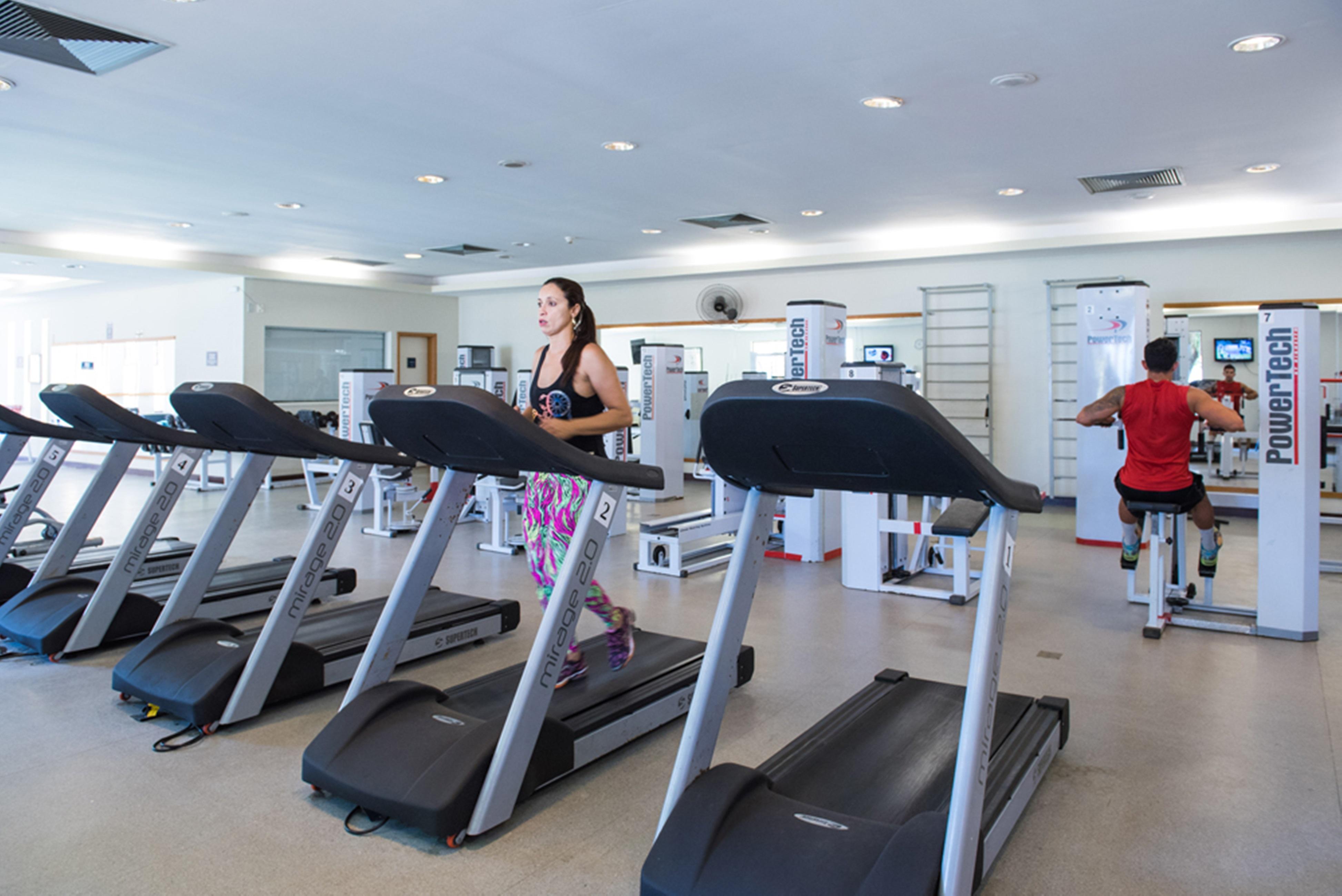 Vila Gale Eco Resort Angra อังกราโดสเฮย์ส ภายนอก รูปภาพ The gym at the National Institute of Sport, in which the team trains.