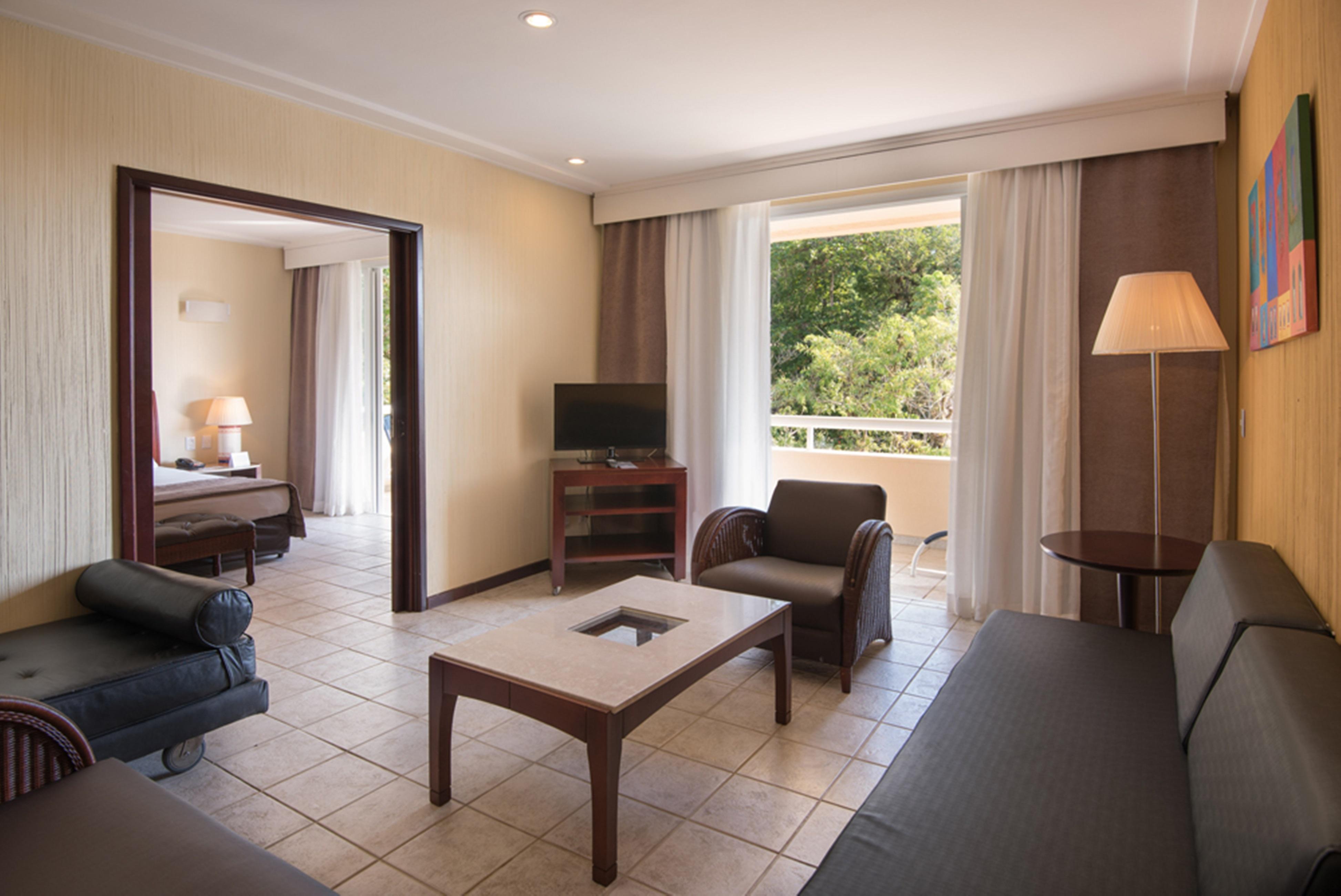Vila Gale Eco Resort Angra อังกราโดสเฮย์ส ภายนอก รูปภาพ A suite at the hotel