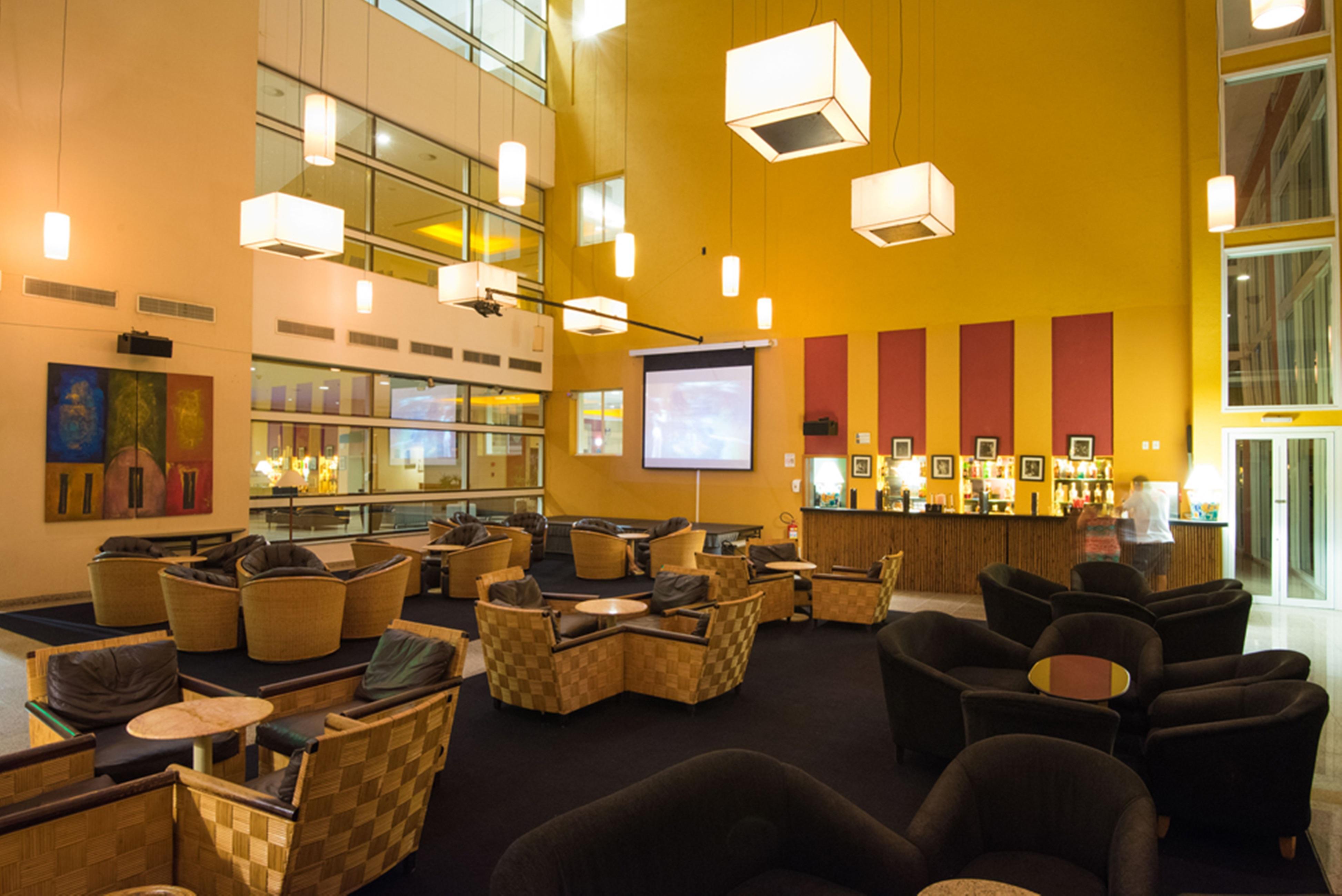 Vila Gale Eco Resort Angra อังกราโดสเฮย์ส ภายนอก รูปภาพ The lounge at the airport