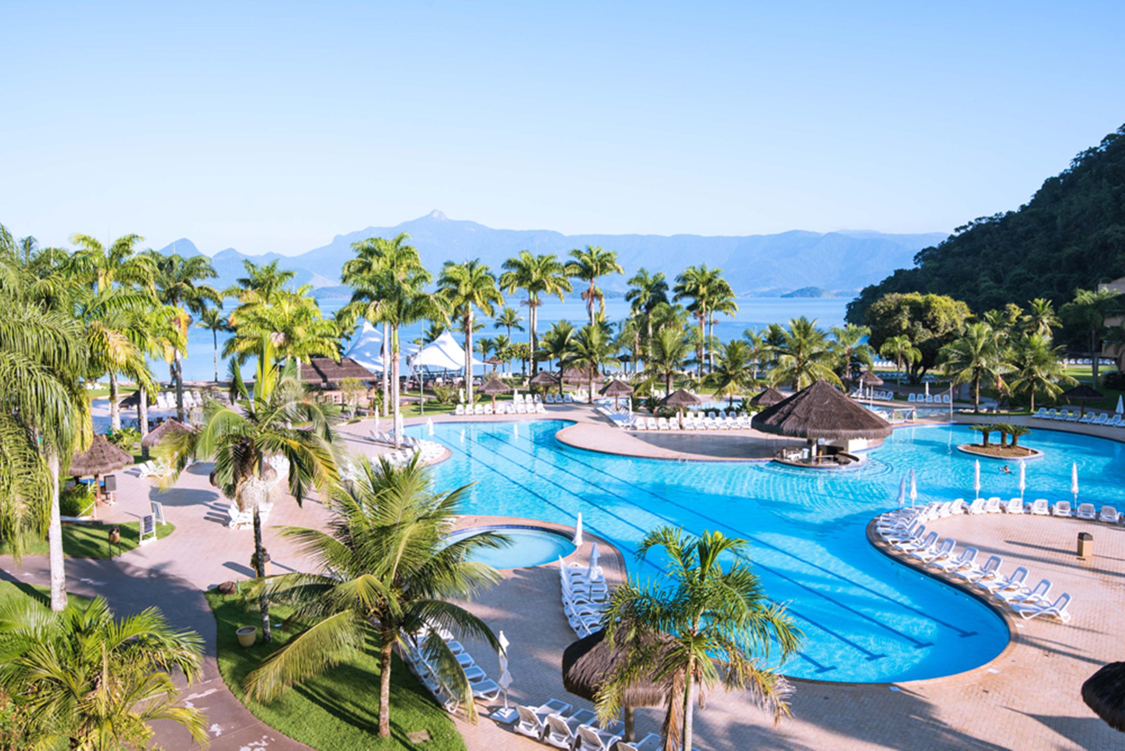 Vila Gale Eco Resort Angra อังกราโดสเฮย์ส ภายนอก รูปภาพ The pool at the Sheraton Resort